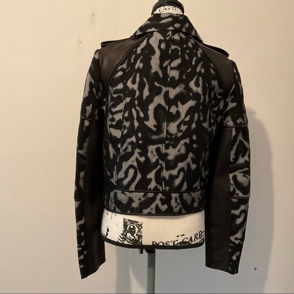 $798 NWT Diane Von Furstenberg, Moto Vintage, Leather/Wool Animal Print Jacket - Picture 7 of 13